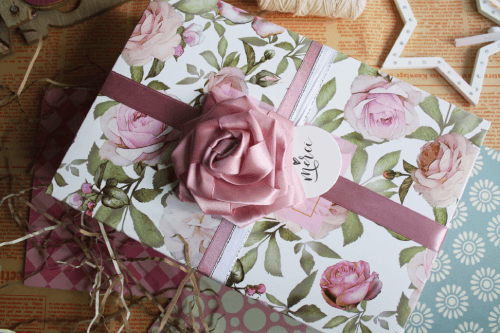 luxury gift wrap image